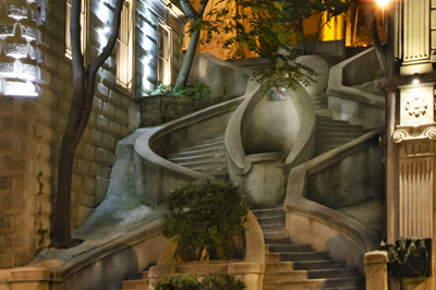 Kamondo Merdivenlerinin Hikayesi ve Resimleri: İstanbul'da Görülecek Mekanlar