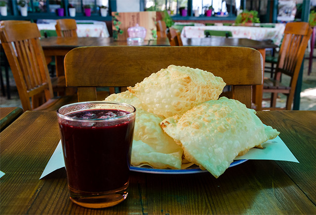 Kapaktan Kesme ve Kara Dut Suyu