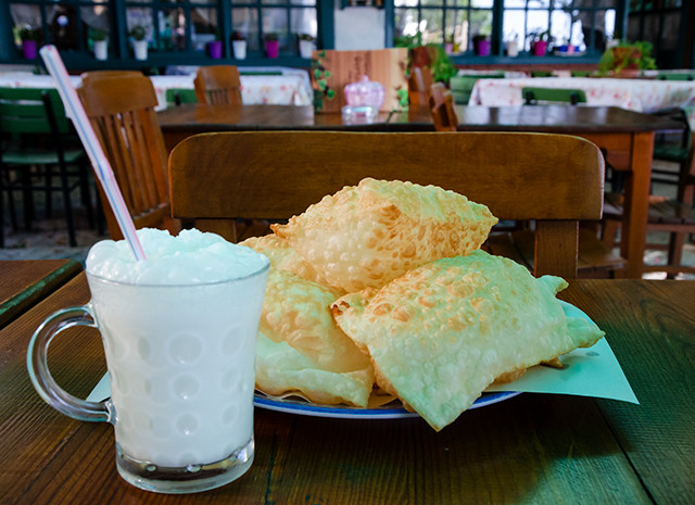 Kapaktan Kesme ve Köpüklü Ayran