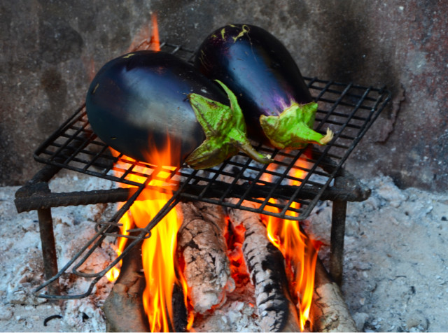 Patlıcan Közlemesi Resimleri 6