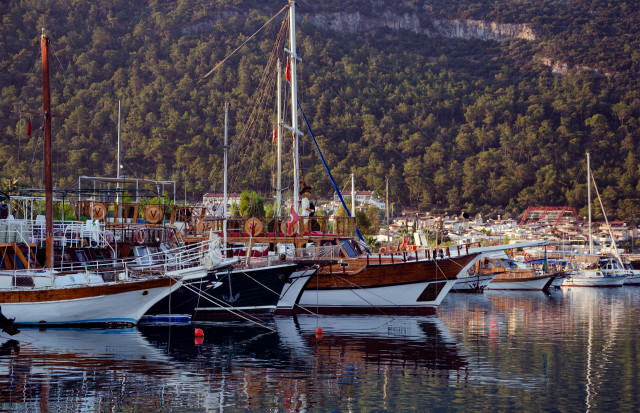 Didim Akbük Liman Barınak Tekneler ve Deniz