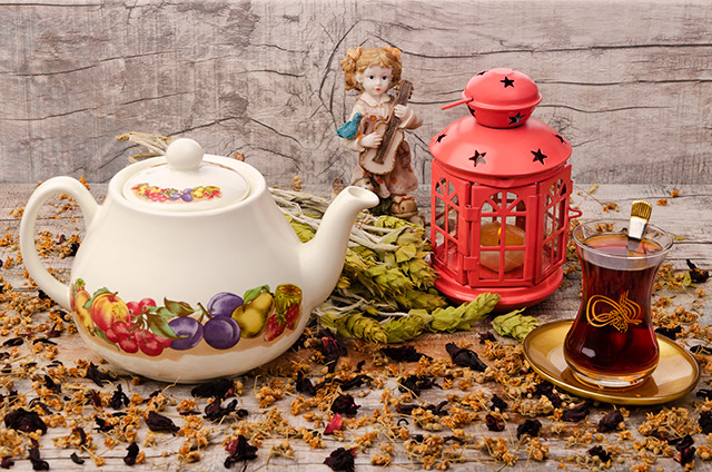 Bir Akşam Vakti Çay Saati 2