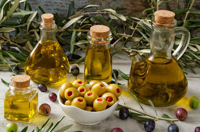 Zeytin Yağları ve Zeytinler 6. Zeytinyağı ve Biberli Zeytinler